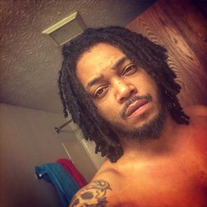 Meet your Posher, Derrion